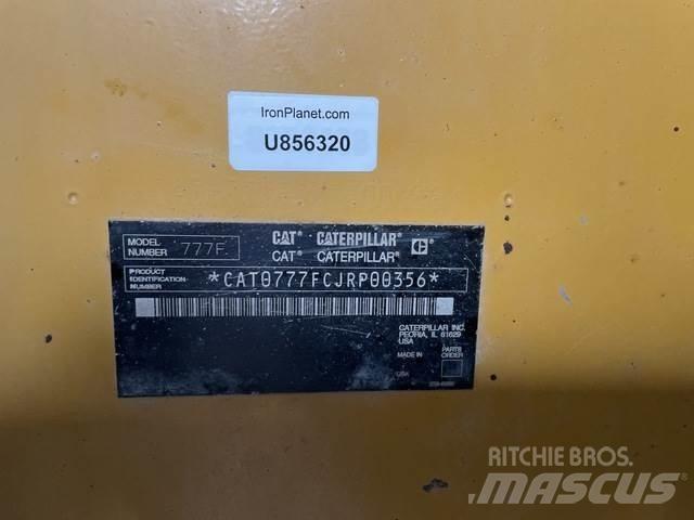CAT 777F 鉸接式起吊車