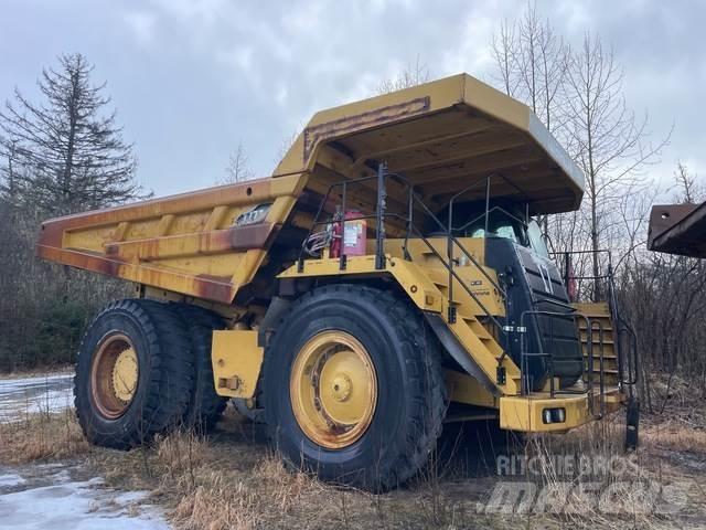 CAT 777F 鉸接式起吊車