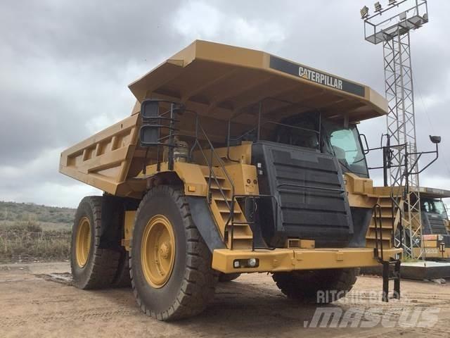 CAT 777F 鉸接式起吊車