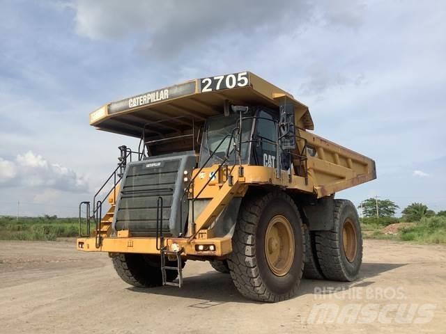 CAT 777F 鉸接式起吊車