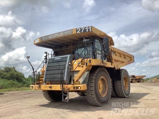 CAT 777F 鉸接式起吊車