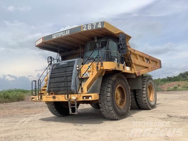CAT 777F 鉸接式起吊車