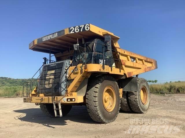 CAT 777F 鉸接式起吊車