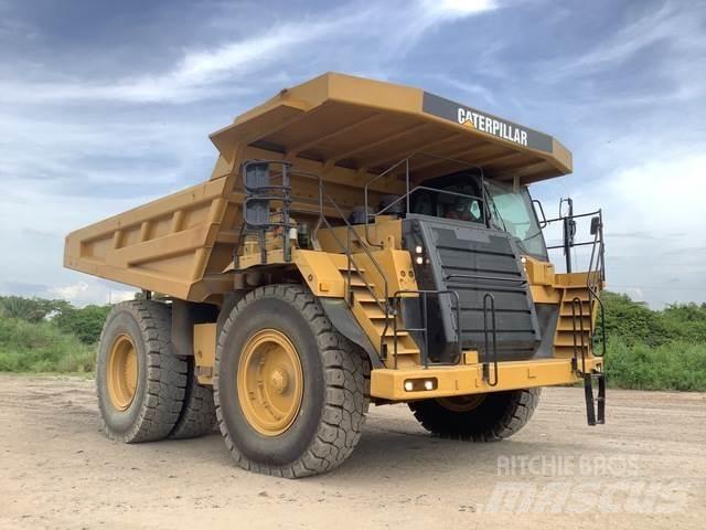 CAT 777F 鉸接式起吊車