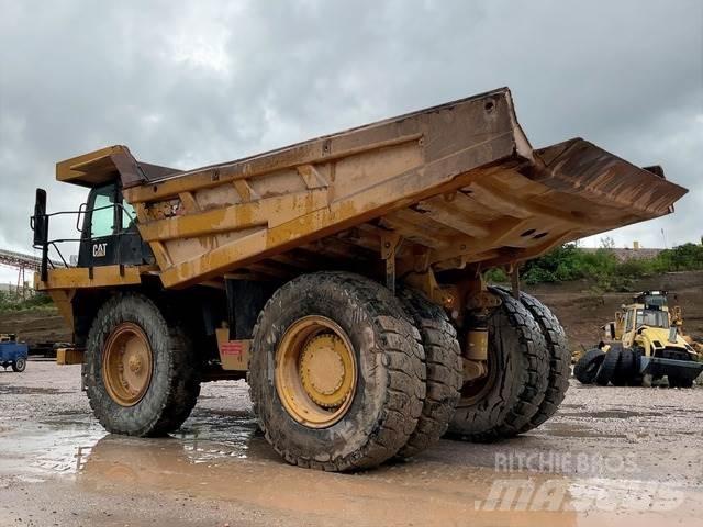 CAT 777F 鉸接式起吊車
