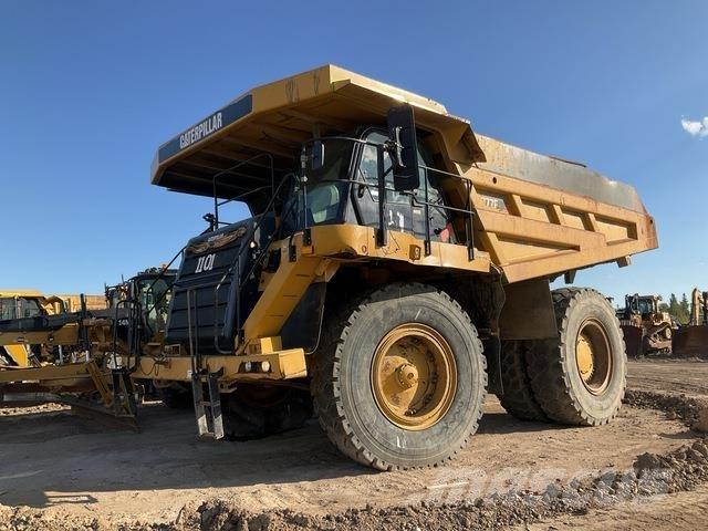 CAT 777F 鉸接式起吊車
