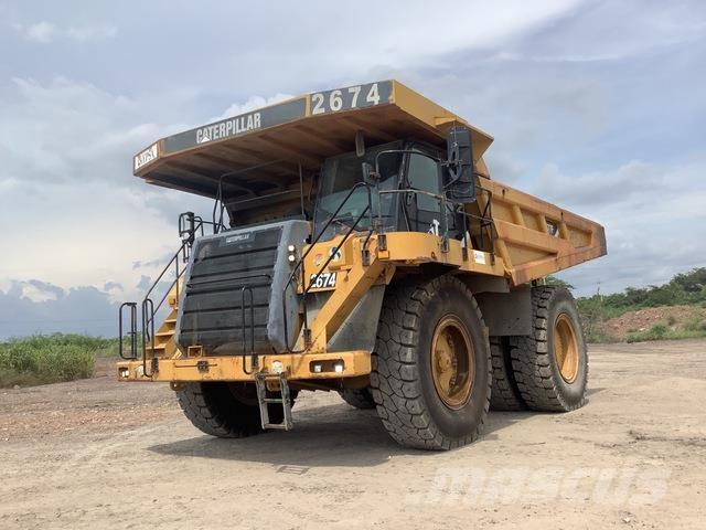 CAT 777F 鉸接式起吊車