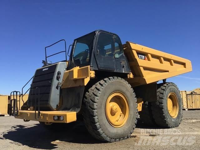CAT 777F 鉸接式起吊車