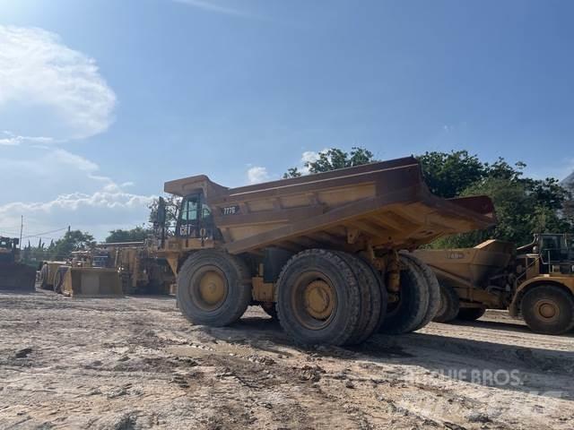 CAT 777G 鉸接式起吊車