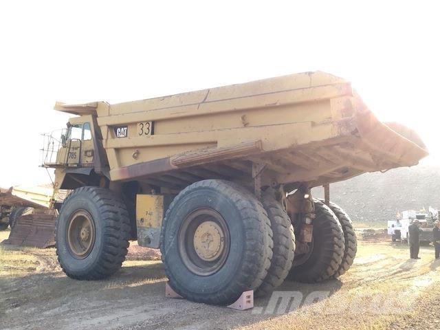 CAT 785 鉸接式起吊車
