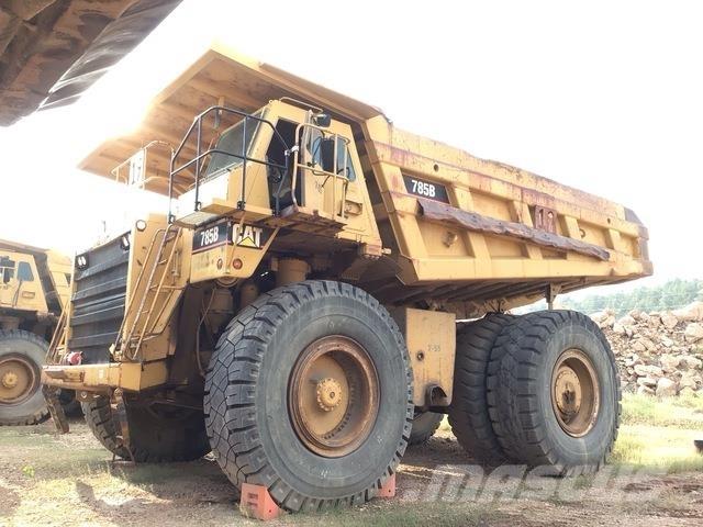 CAT 785B 鉸接式起吊車