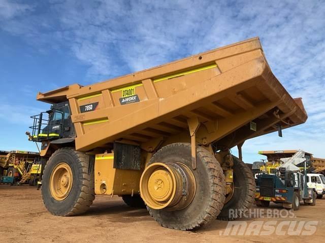 CAT 785D 鉸接式起吊車