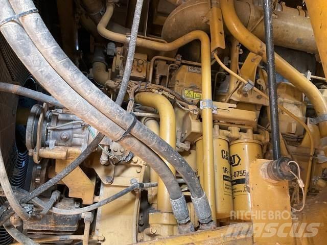 CAT 785D 鉸接式起吊車