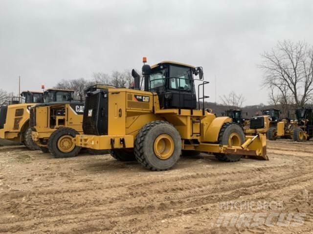 CAT 814K 輪式推土機