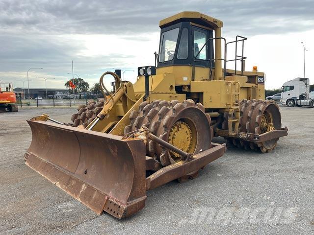 CAT 825C 土壤壓實機