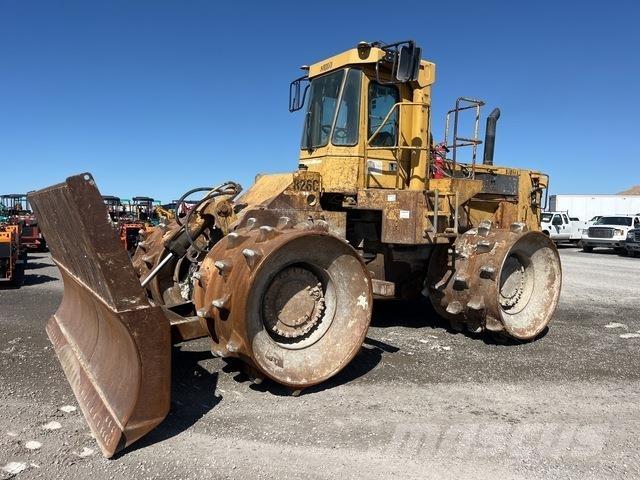 CAT 826 C 土壤壓實機