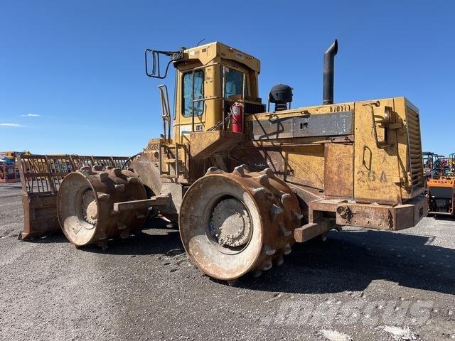 CAT 826 C 土壤壓實機