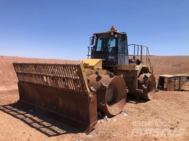 CAT 826G 土壤壓實機