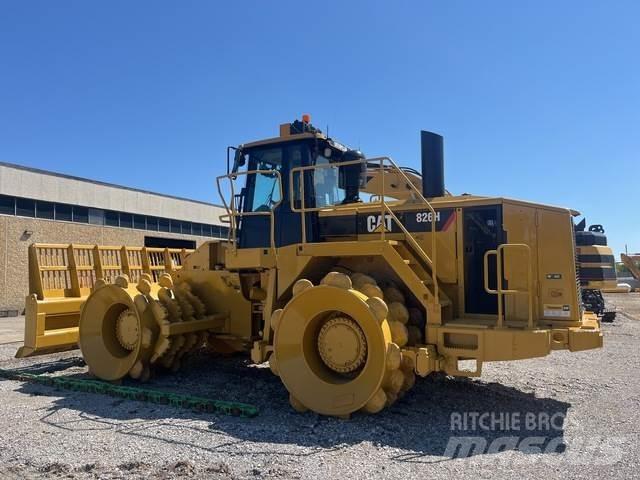 CAT 826H 土壤壓實機