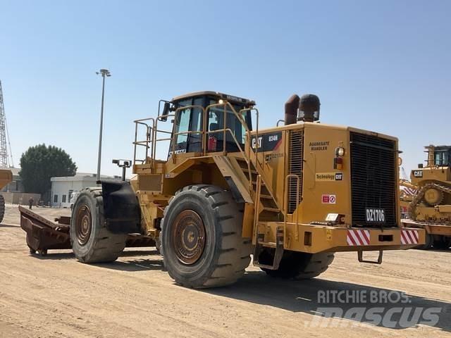 CAT 834H 輪式推土機