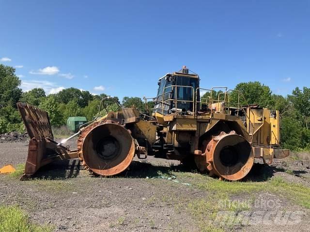CAT 836G 土壤壓實機