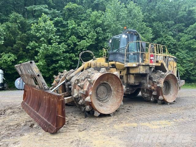 CAT 836G 土壤壓實機