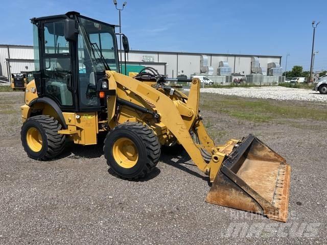 CAT 903D 輪胎式裝載機
