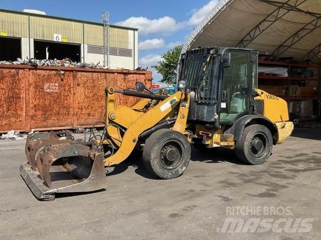 CAT 906H 輪胎式裝載機