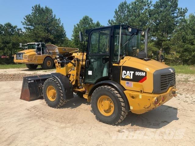 CAT 906M 輪胎式裝載機