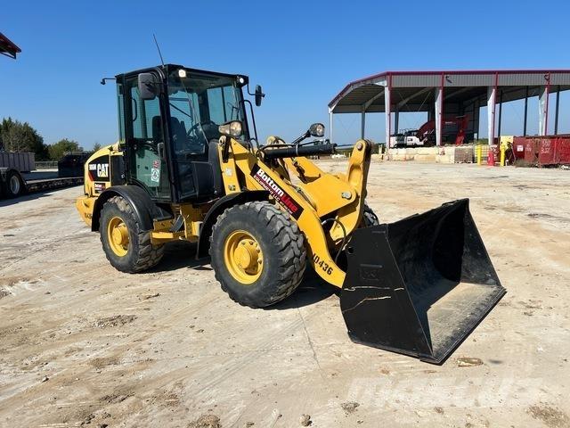 CAT 906M 輪胎式裝載機