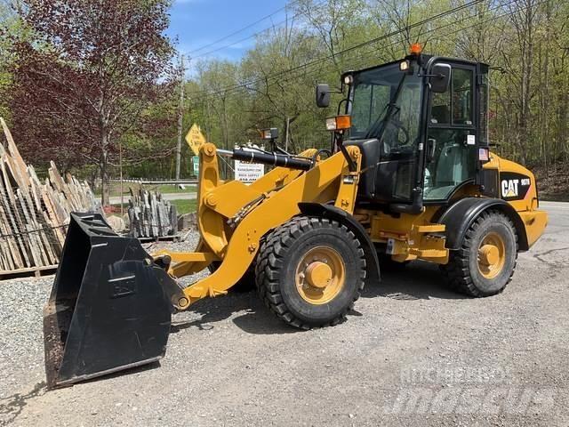 CAT 907H 輪胎式裝載機