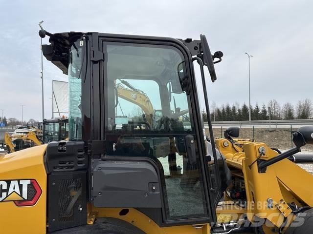 CAT 908 輪胎式裝載機