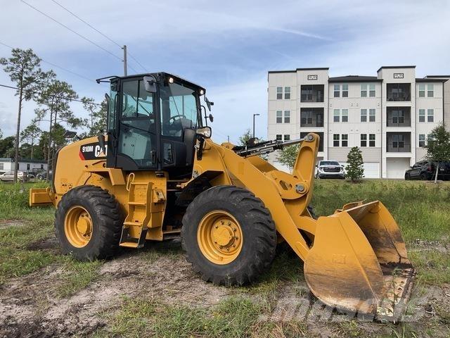 CAT 910M 輪胎式裝載機