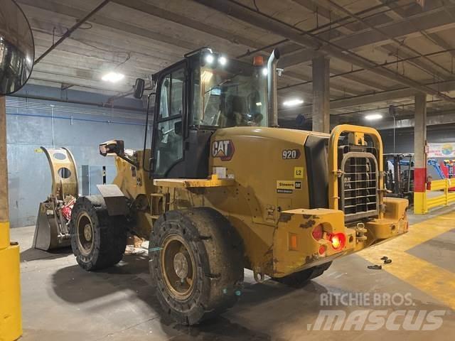 CAT 920 輪胎式裝載機