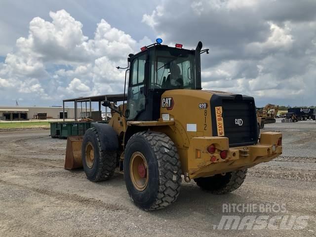 CAT 920 輪胎式裝載機