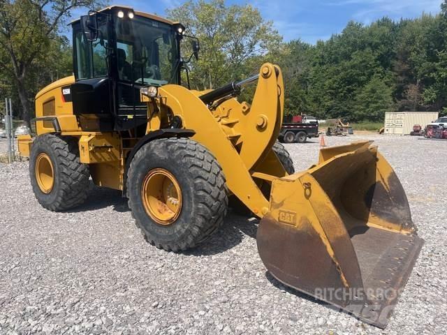 CAT 926M 輪胎式裝載機