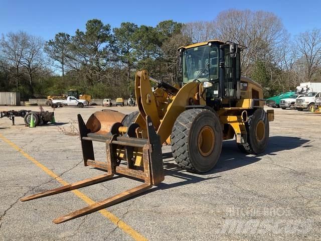 CAT 926M 輪胎式裝載機