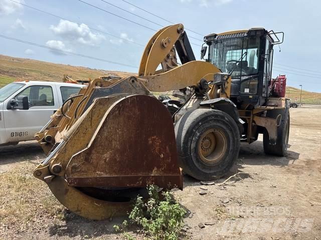 CAT 930M 輪胎式裝載機