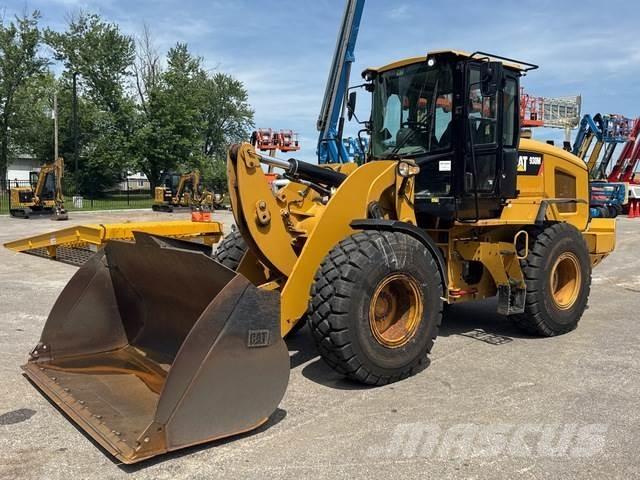 CAT 930M 輪胎式裝載機
