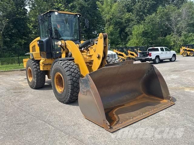 CAT 930M 輪胎式裝載機