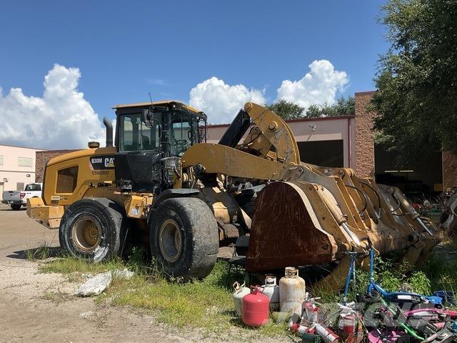 CAT 930M 輪胎式裝載機