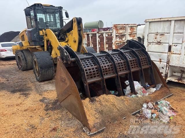 CAT 938K 輪胎式裝載機