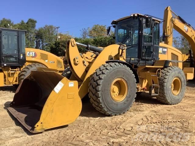 CAT 938M 輪胎式裝載機