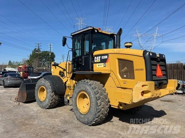 CAT 938M 輪胎式裝載機