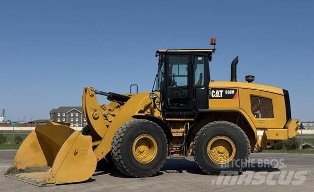 CAT 938M 輪胎式裝載機