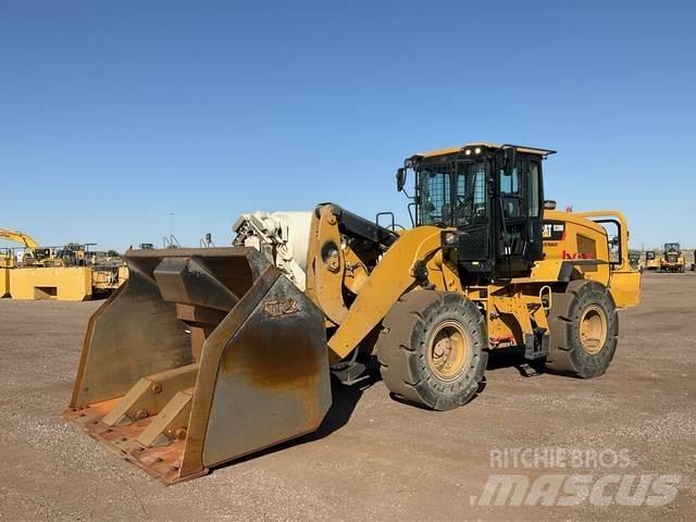 CAT 938M 輪胎式裝載機