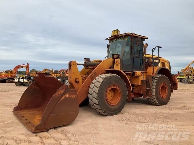 CAT 950 M 輪胎式裝載機