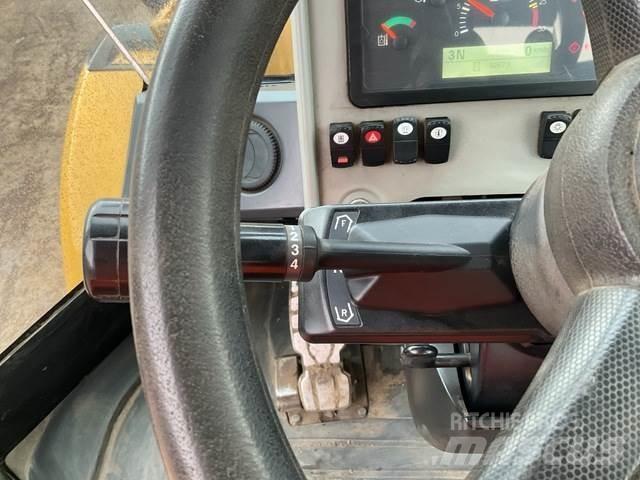 CAT 950GC 輪胎式裝載機