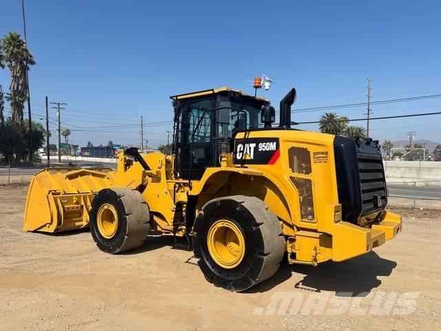 CAT 950M 輪胎式裝載機