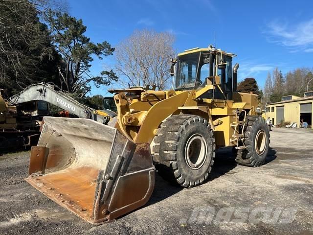 CAT 960 輪胎式裝載機